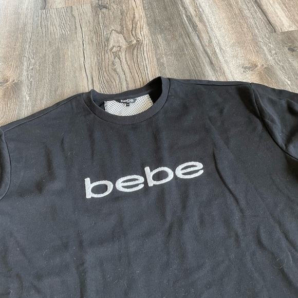 Bebe Women’s Black Short Sleeve Sweatshirt, size 3x - Picture 2 of 5